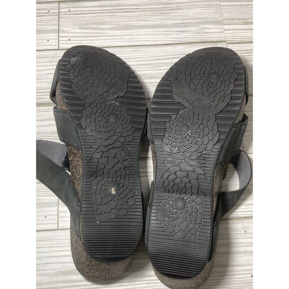 Dansko Wedge Comfort  Sandal  Gray Adjustable Hook and Loop Straps Size 39/8 - Picture 4 of 8
